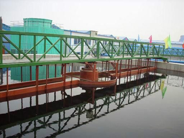 ZBGS型雙臂周邊傳動刮吸泥機